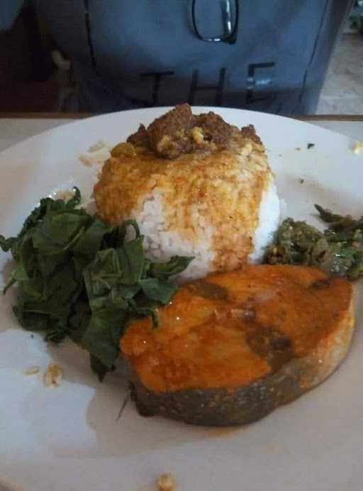 Nasi Padang Kawali 1