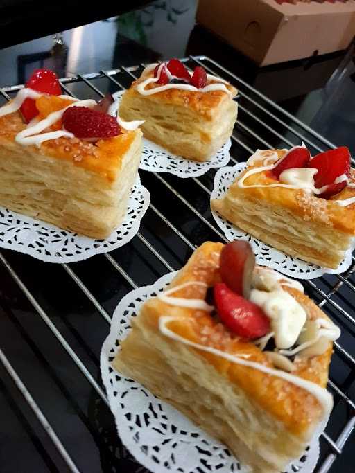 Athariz Pastry 4