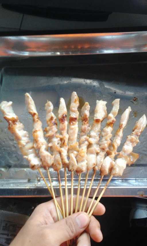 Rumah Sate Mang Iwa 6