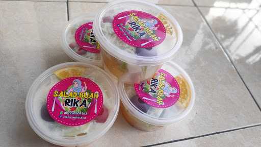 Salad Buah Rika 9