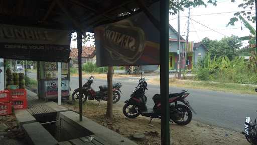 Warung Kopi Ibu Maryati 2