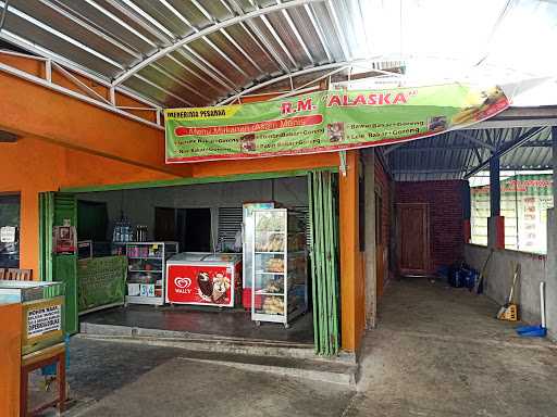 Alaska Talun || Rumah Makan & Pemancingan 10