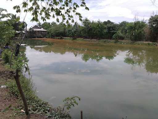 Resto Ikan Bakar Pak Sahid 9