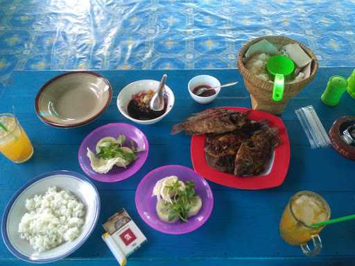 Rumah Makan Tegar 7