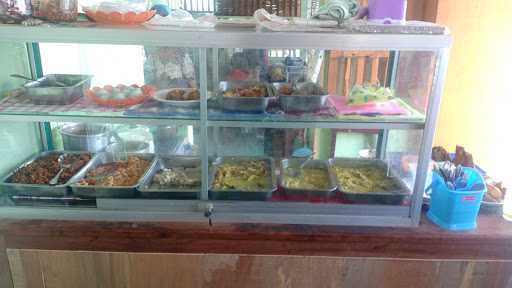 Warung Makan Ibu Ismiatun 2