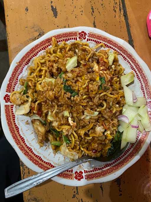 Nasi Goreng Tiga Saudara 1