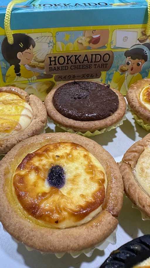 Hokkaido Baked Cheese Tart, Pasific Place 9