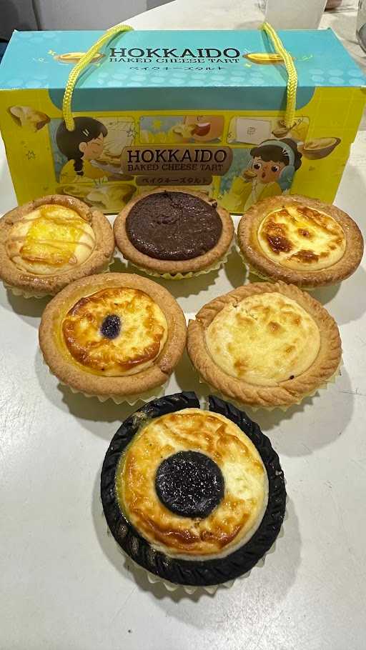 Hokkaido Baked Cheese Tart, Pasific Place 2