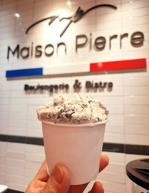 Maison Pierre Bakery 4