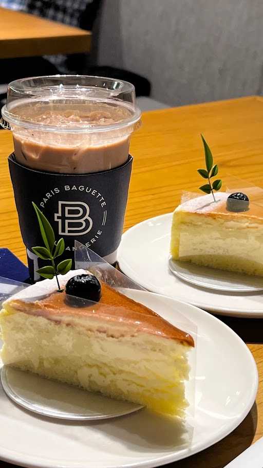 Paris Baguette - Senayan City 6