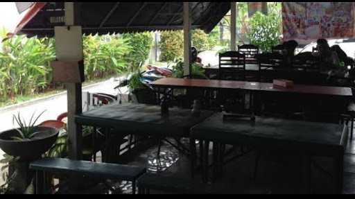 Cafe Pergola 1