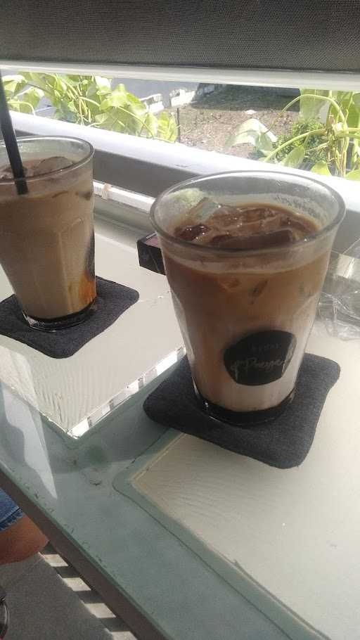 Praya Coffee 1