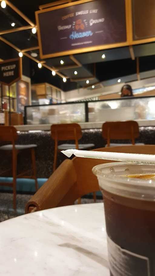 Djournal Coffee - Pacific Place 9