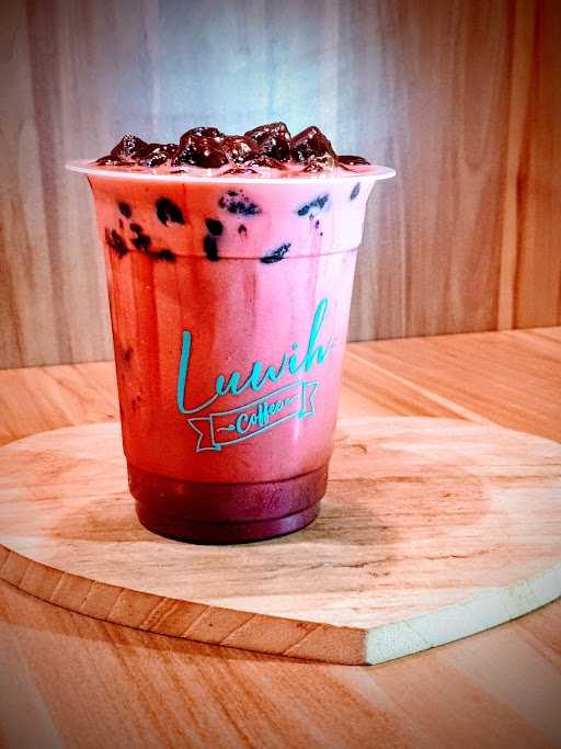 Luwih Coffee & Eatery 10