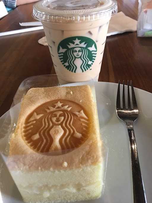 Starbucks - Blok M Square 9