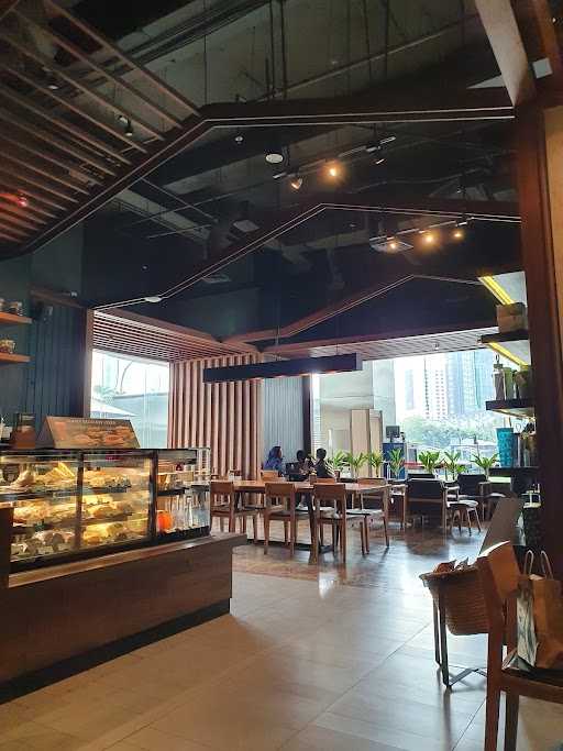 Starbucks - Tokopedia Tower 8