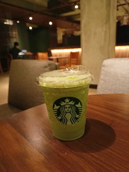 Starbucks - Wijaya 9