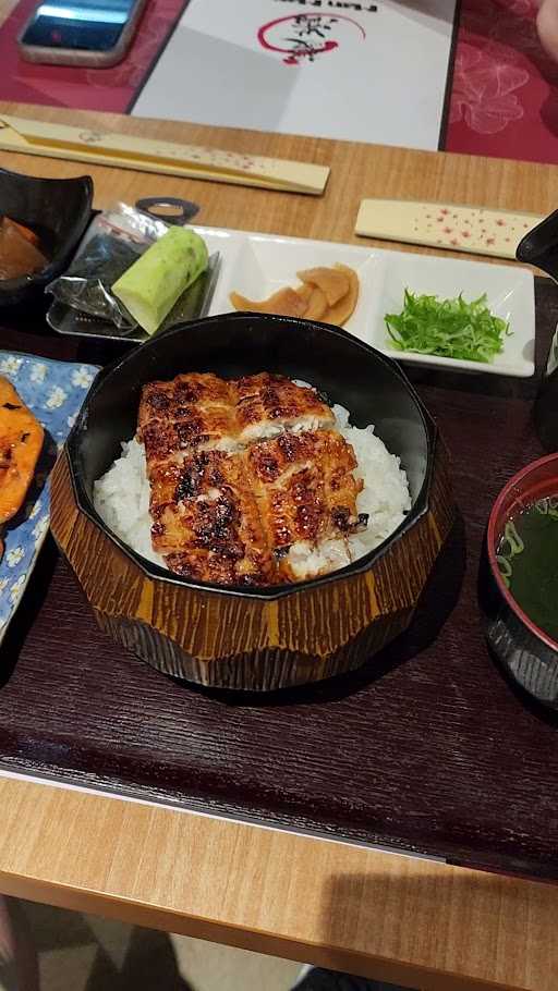 Man Man Unagi Restaurant 8