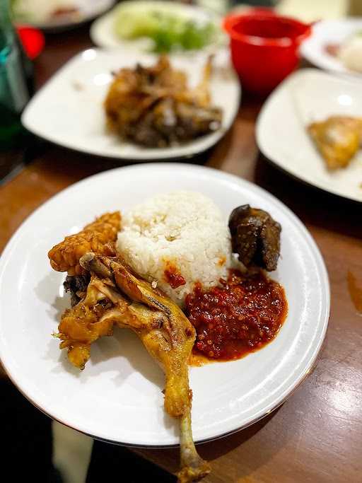 Ayam Goreng Berkah 8