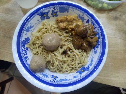 Bakmie Asta Pasar Santa 7