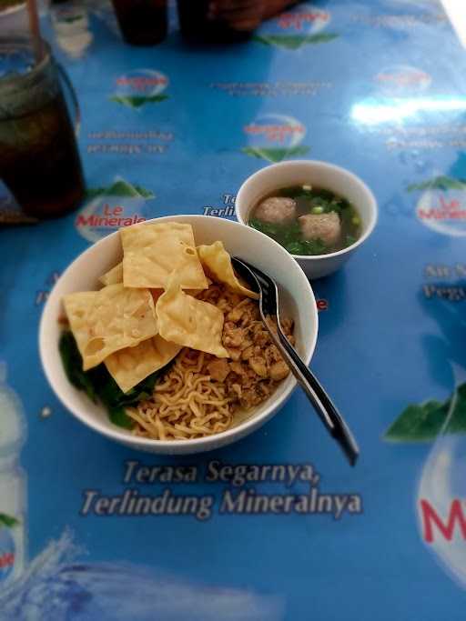 Bakso Lestari 8