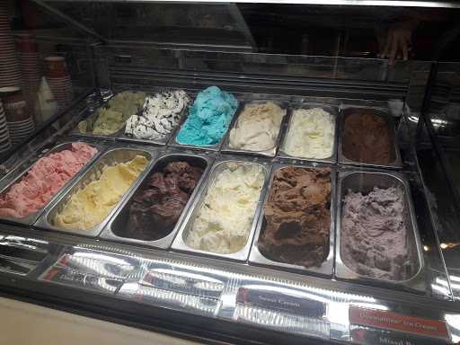 Cold Stone Plaza Senayan 2