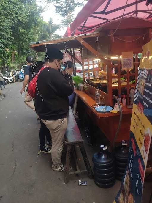 Daebakso Korean Street Food 9