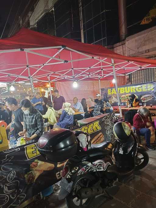 Eat Burger Taman Puring 7