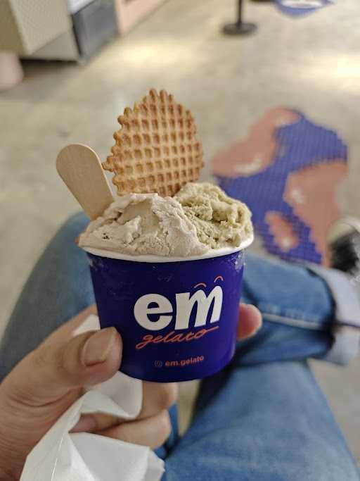 EM Gelato - Blok M 8