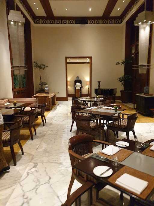 Jakarta Restaurant & The Courtyard 10