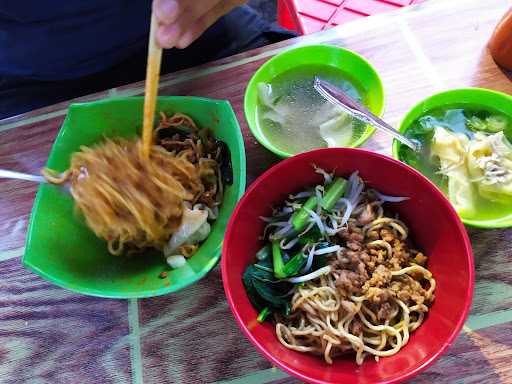 Mie Ayam Bangka Akim 8