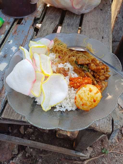 Nasi Uduk & Ketupat Sayur Mama Rasya 1