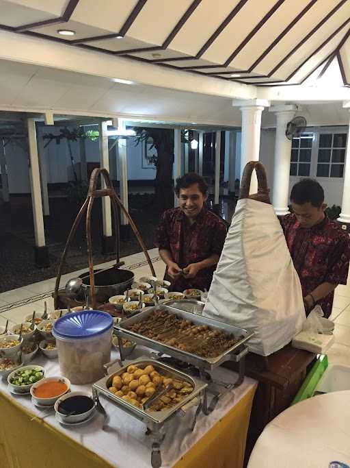 Soto Ayam & Ayam Goreng Bangkong 7