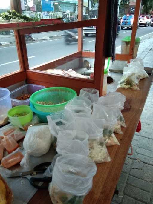 Soto Ayam Ceker Kang Ipin 1