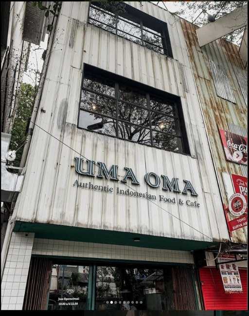 Uma Oma Cafe 1