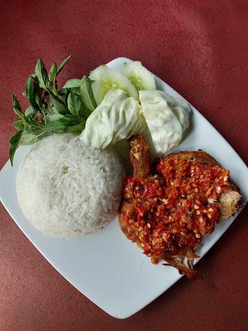 Warung Makan Sambel Setan Pandawa 5 5