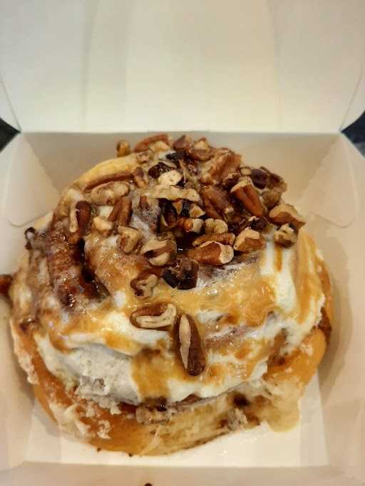 Cinnabon Gandaria City 10