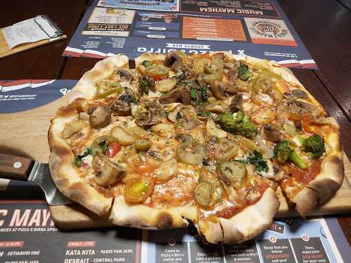 Pizza ė Birra Sports Bar - Gandaria City Mall 5