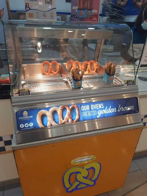 Auntie Anne'S - Gandaria City Mall 5