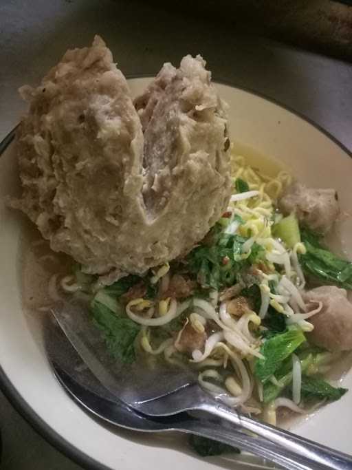 Bakso & Mie Ayam Lestari Anasuka 4