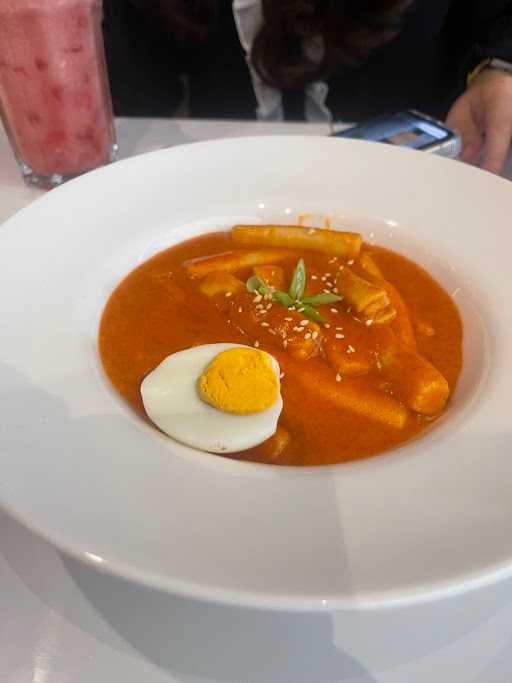 Cat & The Fiddle - Gandaria City 7