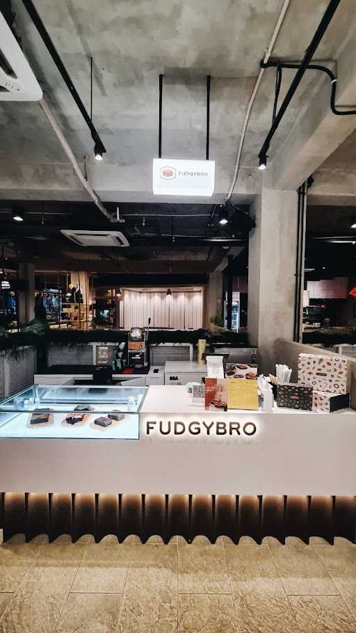 Fudgybro At Pim 3 5