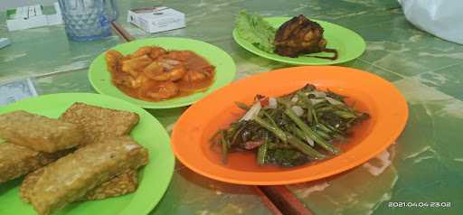 Kedai Sambal Dan Seafood 1