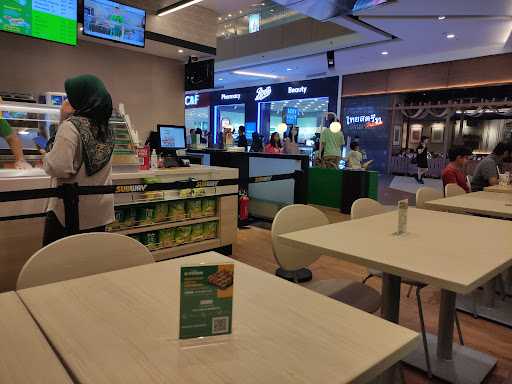 Subway - Gandaria City 8