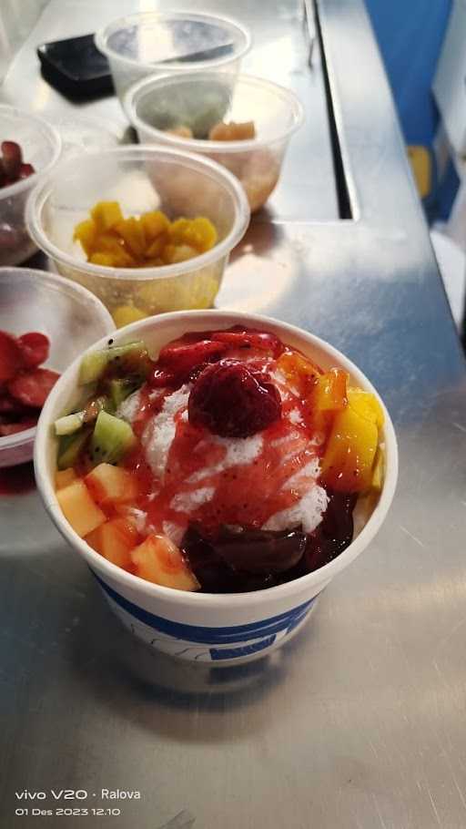 Tiki Taka Ice Cream & Bingsoo 8