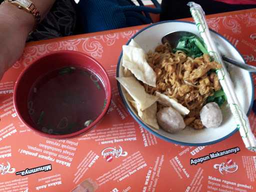 Yamin Meatball Noodle Mang Memet. 7