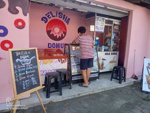 Delisha Donuts & Pizza 1