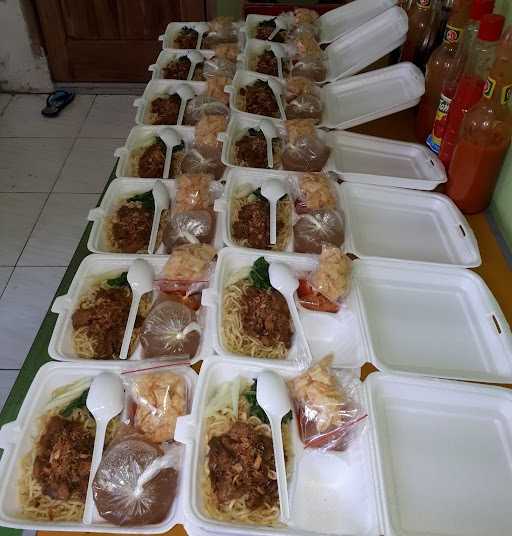 Bakso Maknyuss Kedanyang 10