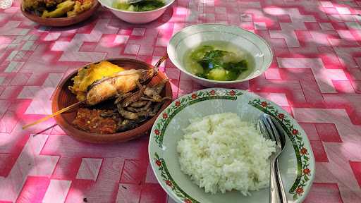 Spesial Sambal Wader Gresik 5