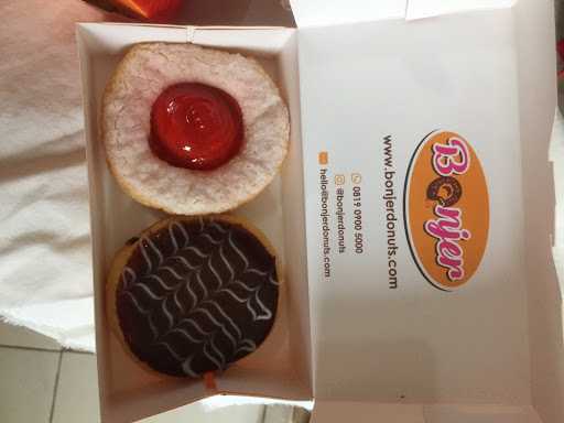 Bonjer Donuts & Bakery 1